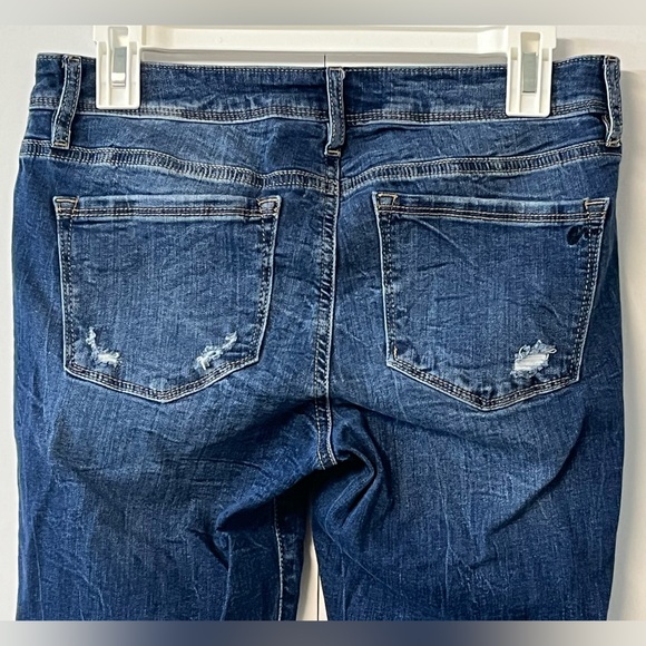 Women’s American Rag factory distressed jeans. Size 9. - Picture 9 of 16